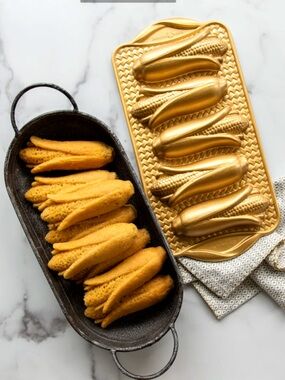 Nordic Ware Corn Cakes pan